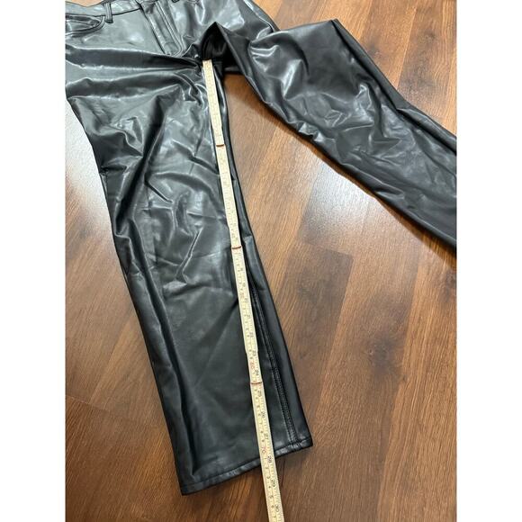 Abercrombie & Fitch Ankle Straight Ultra High Vegan Faux Leather Pants Sz 30/10L - Picture 5 of 8